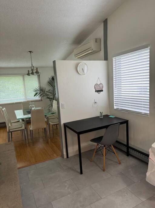 Entire Home 3 Bds 2 Bats Seattle Bagian luar foto